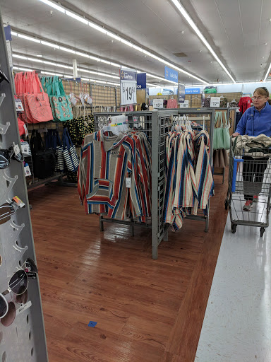 Discount Store «Walmart», reviews and photos, 206 US-1, Falmouth, ME 04105, USA