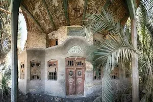 قصر مصطفى خان image