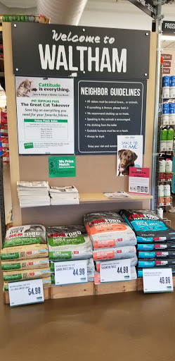 Pet Supply Store «Pet Supplies Plus», reviews and photos, 1030 Main St #10, Waltham, MA 02451, USA
