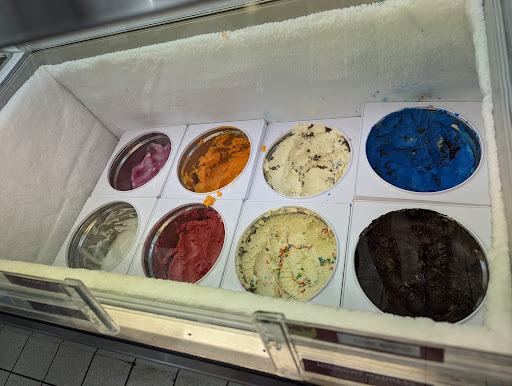 Ice Cream Shop «Carvel», reviews and photos, 305 Valley Rd, Wayne, NJ 07470, USA