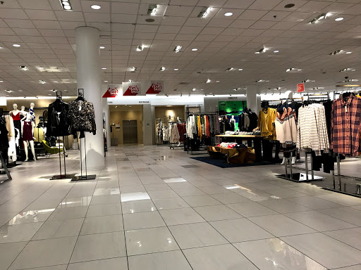 Department Store «Nordstrom at the Americana at Brand», reviews and photos, 102 Caruso Ave, Glendale, CA 91210, USA