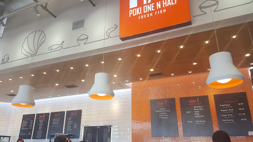 Shopping Mall «La Jolla Village Square», reviews and photos, 8657 Villa La Jolla Dr, La Jolla, CA 92037, USA