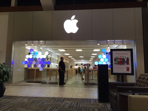 Computer Store «Apple Smith Haven», reviews and photos, 518 Smith Haven Mall, Lake Grove, NY 11755, USA