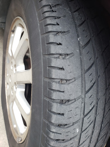 Tire Shop «Discount Tire Store - Hill Country Village, TX», reviews and photos, 15703 San Pedro Ave, Hill Country Village, TX 78232, USA