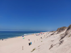Praia Osso da Baleia'in fotoğrafı - rahatlamayı sevenler arasında popüler bir yer