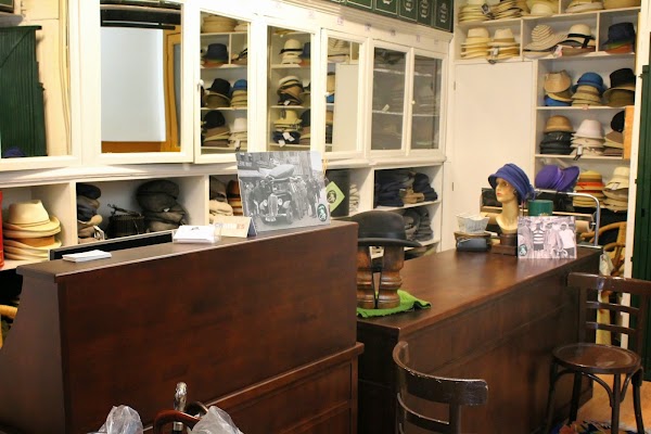 Sombrerería La Lucha