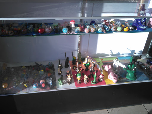 Vaporizer Store «Big Chief Smoke Shop», reviews and photos, 6020 Fair Oaks Blvd, Carmichael, CA 95608, USA