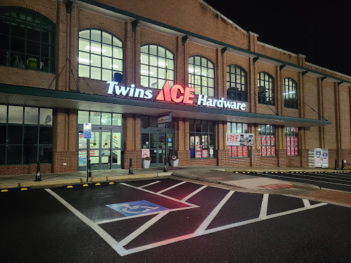 Hardware Store «Twins Ace Hardware - Fairfax», reviews and photos, 10310 Main Street, Fairfax, VA 22030, USA