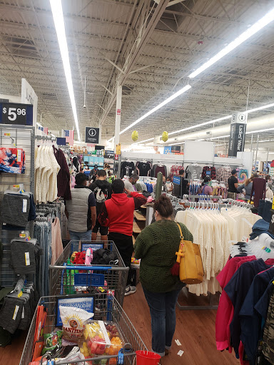 Department Store «Walmart Supercenter», reviews and photos, 17150 Gale Ave, City of Industry, CA 91745, USA