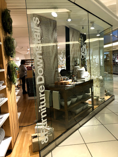 Furniture Store «Crate and Barrel», reviews and photos, 2801 W Big Beaver Rd, Troy, MI 48084, USA