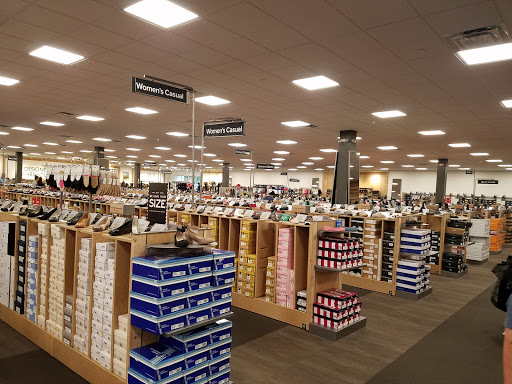 Shoe Store «DSW Designer Shoe Warehouse», reviews and photos, 2103 NJ-35, Holmdel, NJ 07733, USA