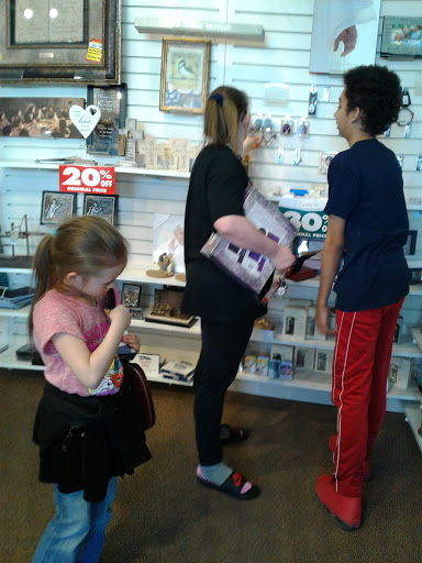 Family Christian, 449 Midway Blvd, Elyria, OH 44035, USA, 