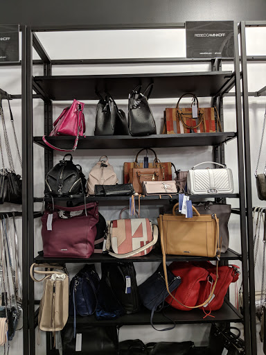 Department Store «Saks OFF 5TH», reviews and photos, 1675 Rockville Pike, Rockville, MD 20852, USA