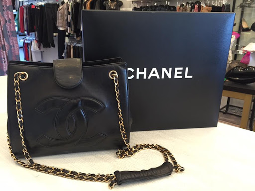 Consignment Shop «Closet NV», reviews and photos, 745 E Maple Rd, Birmingham, MI 48009, USA