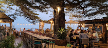 Atmosphère du Restaurant Le Cafe De La Plage à Le Lavandou - n°11