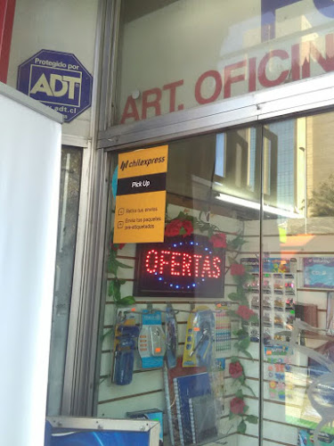 Opiniones de Chilexpress Pick Up Libreria Centro en Huechuraba - Oficina de correos