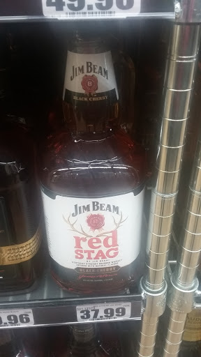 Liquor Store «Pine Knob Wine Shoppe», reviews and photos, 5726 Maybee Rd, Village of Clarkston, MI 48346, USA