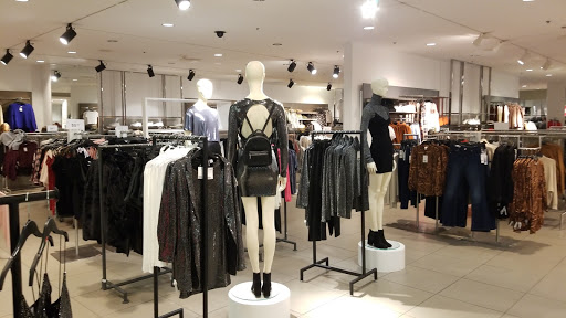 Clothing Store «H&M», reviews and photos, 2140 Annapolis Mall Rd, Annapolis, MD 21401, USA