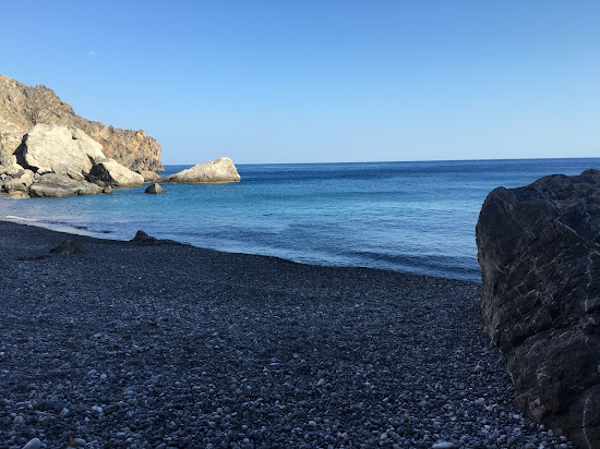 Washing beach