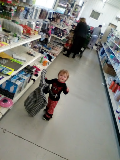 Grocery Store «D&D Grocery», reviews and photos, 4437 S Dixie Hwy, Glendale, KY 42740, USA