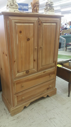 Thrift Store «Knoxville Habitat For Humanity ReStore», reviews and photos