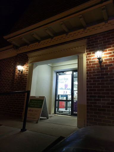 Print Shop «FedEx Office Print & Ship Center», reviews and photos, 4800 Jonestown Rd, Harrisburg, PA 17109, USA