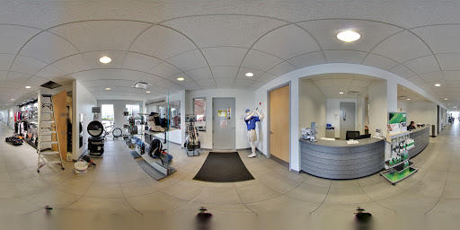 Used Car Dealer «Fields BMW of Daytona», reviews and photos, 1050 N Tomoka Farms Rd, Daytona Beach, FL 32124, USA