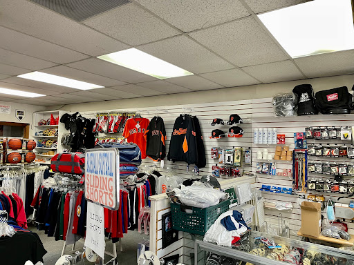 Sporting Goods Store «California Sports & Cyclery», reviews and photos, 1464 El Camino Real, Belmont, CA 94002, USA