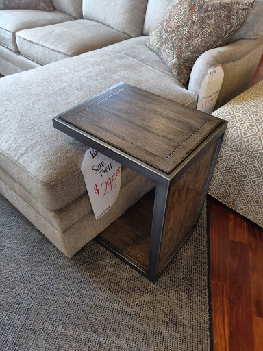 Furniture Store «Toms-Price Home Furnishings», reviews and photos, 303 E Front St, Wheaton, IL 60187, USA