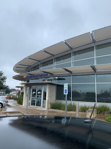 Federal Credit Union «UFCU Ben White Financial Center», reviews and photos
