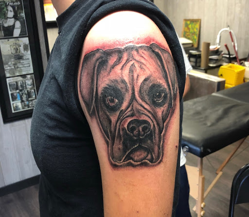 Tattoo Shop «Guerilla Tattoo», reviews and photos, 19 W King St, Shippensburg, PA 17257, USA