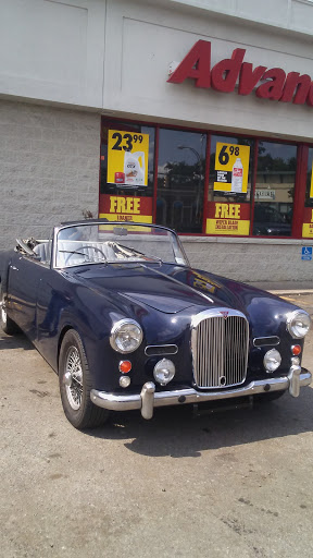 Auto Parts Store «Advance Auto Parts», reviews and photos, 527 Monroe Ave, Rochester, NY 14607, USA