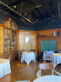 Atmosphère du Restaurant gastronomique Le Coquillage à Saint-Méloir-des-Ondes - n°15