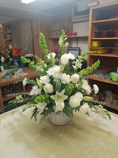 Florist «Olson Florist», reviews and photos, 499 Court St NE, Salem, OR 97301, USA