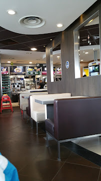 Atmosphère du Restauration rapide McDonald's à Sept-Sorts - n°13