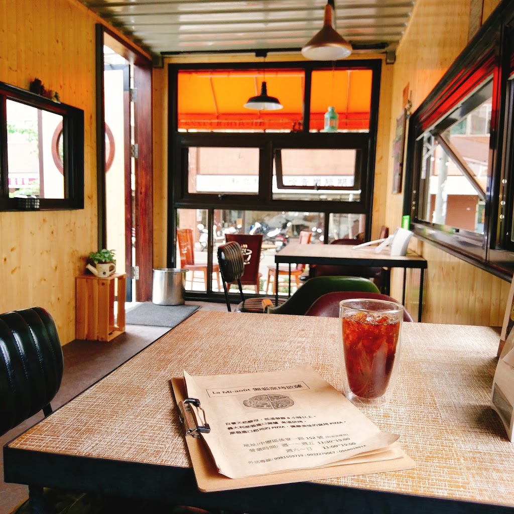 La Mi-août懶貓窯烤披薩餐車 的照片