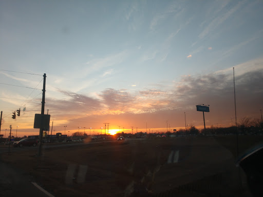 Shopping Mall «River Pointe Mall», reviews and photos, 401 E Clifty Dr, Madison, IN 47250, USA