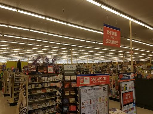 Craft Store «Hobby Lobby», reviews and photos, 505 N Foothills Plaza Dr, Maryville, TN 37801, USA