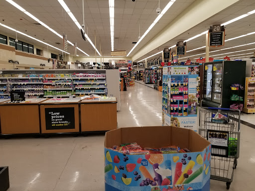 Grocery Store «Kroger», reviews and photos, 264 S Hollywood Blvd, Steubenville, OH 43952, USA