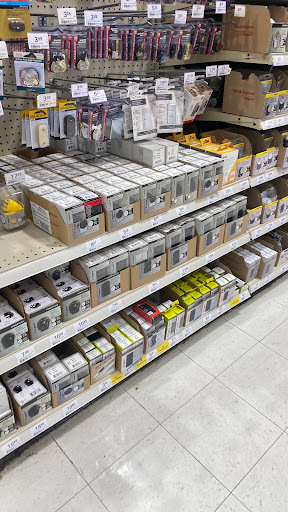 Home Improvement Store «Menards», reviews and photos, 620 W Town Center Blvd, Champaign, IL 61822, USA