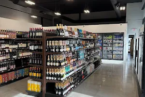 Hobart's Liquor & Convenience store image