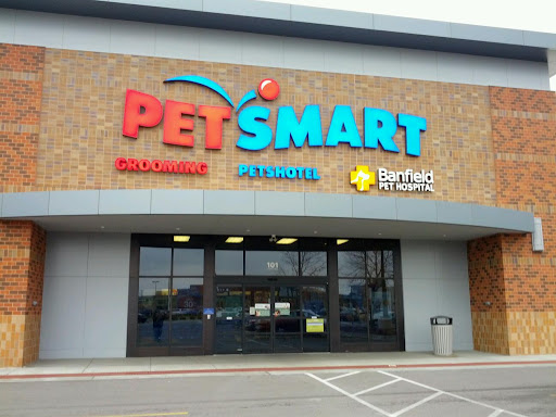 Pet Supply Store «PetSmart», reviews and photos, 101 E Euclid Ave, Mt Prospect, IL 60056, USA