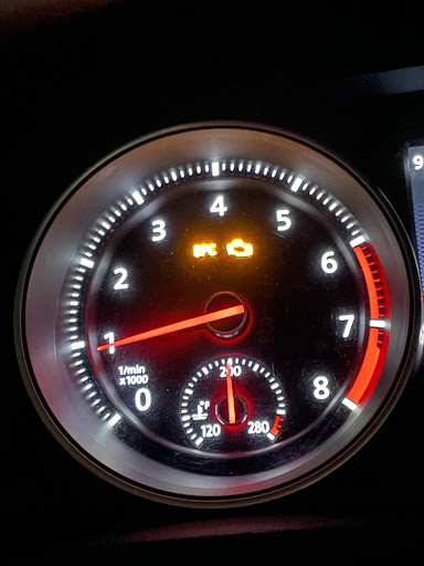 Ford Dealer «Packey Webb Ford», reviews and photos, 2150 Ogden Ave, Downers Grove, IL 60515, USA