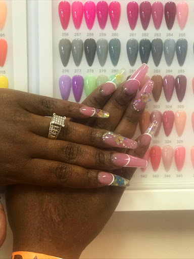 Nail Salon «New Nails Salon & Spa», reviews and photos, 2458 Wesley Chapel Rd, Decatur, GA 30035, USA