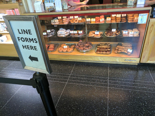 Donut Shop «Top Pot Doughnuts», reviews and photos, 2124 5th Ave, Seattle, WA 98121, USA