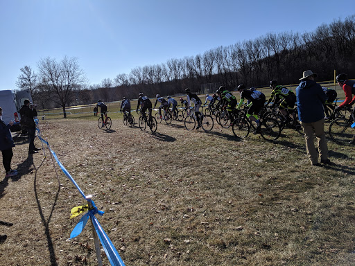 Dog Park «Bassett Creek Dog Park», reviews and photos, 32nd Ave N, Crystal, MN 55422, USA