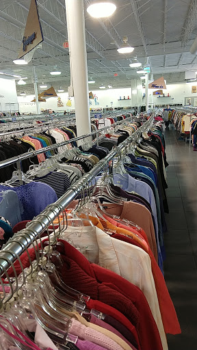 Thrift Store «Goodwill Tamiami Superstore», reviews and photos