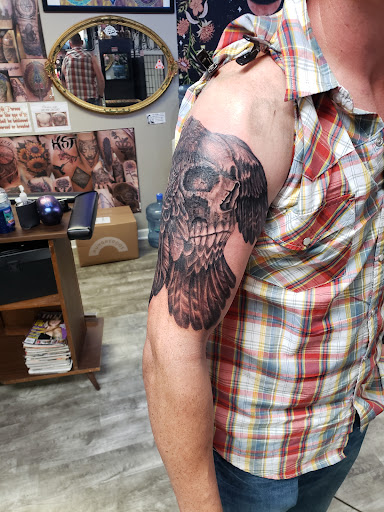 Explore yankees tattoo ideas, creative tattoo ideas in Linn Creek, available at Hillard Skillard Tattoos, LLC.