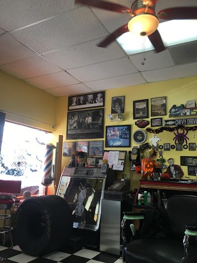 Barber Shop «Classics Barber Shop», reviews and photos, 30561 US Hwy 19 N, Palm Harbor, FL 34684, USA