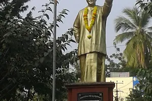 NTR Statue image